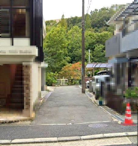 六甲台町の前面道路含む現地写真|豊かな自然が身近に感じられるおうちです。

