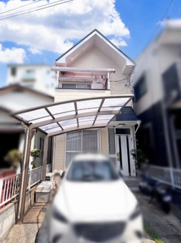 六甲台町の外観|南向きのため、寒い日でも日差しが感じられるあたたかなお部屋です
