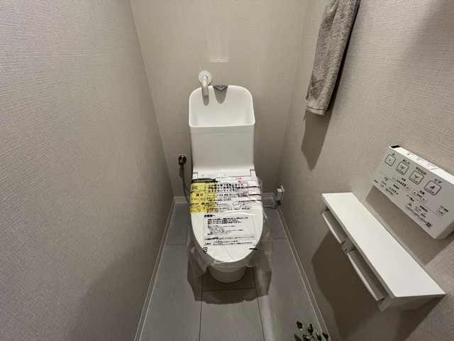 茅ヶ崎市柳島1丁目　茅ヶ崎ガーデンハウスのトイレ|トイレ新規交換してます♪