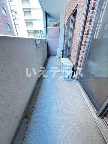 アーバネックス元町通のバルコニー