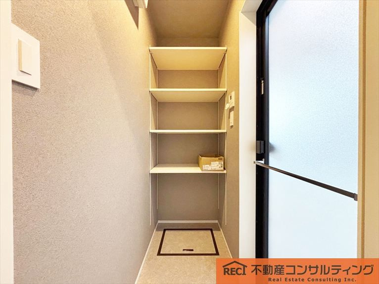 神戸市灘区赤坂通2丁目　新築戸建の収納