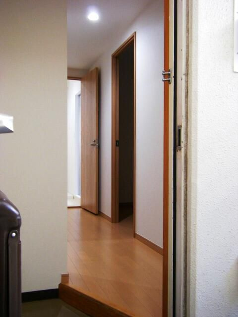 ＷＯＯＤＥＮ　ＢＥＬＬ（ウッデン　ベル）の玄関