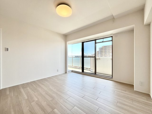 本山ロイヤルマンションの洋室|個人の部屋や寝室として使える洋室です