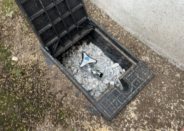 【設備】 | 敷地内には、散水栓や立水栓があります。水道水を直接利用できるため、水を運ぶ手間を省くことが出来ます。大量の水を必要とする洗車作業や清掃などに役立ちます。その他設備とあわせて、現地でご確認ください。