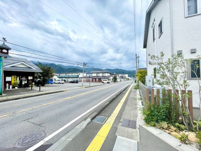 中野市三好町　ヒルズガーデン三好町の前面道路含む現地写真|建築条件なし！いつでも見学可能です♪お問合せは＜Tel 026-477-7419＞まで♪