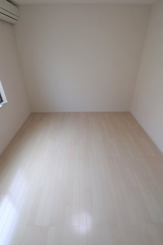Growing Planetの寝室|別部屋写真参考