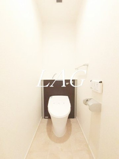 【トイレ】 | シュトラーレ　八日町 | トイレです。