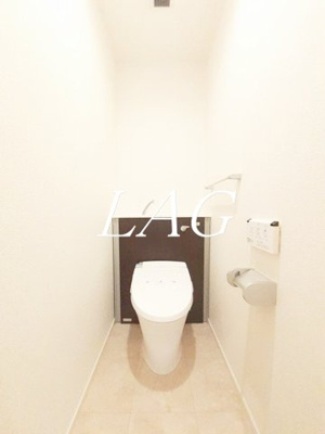【トイレ】 | シュトラーレ　八日町 | トイレです。