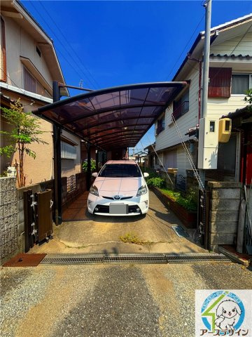 加古川市平岡町二俣　中古戸建の駐車場