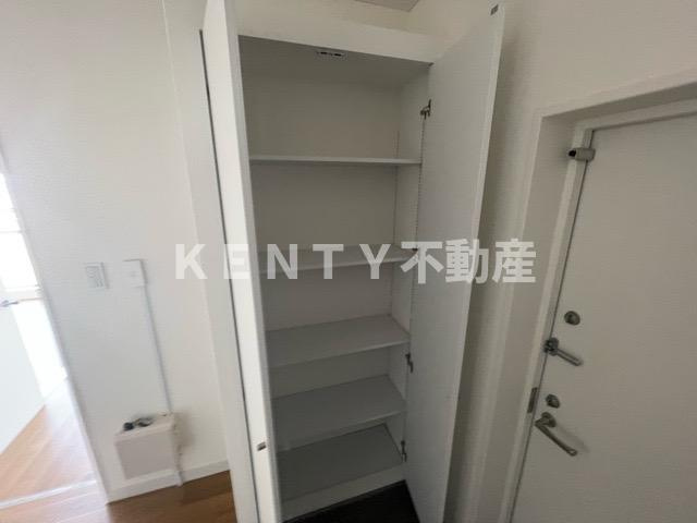 【玄関】 | コリノ洗足池 | 収納もある玄関です