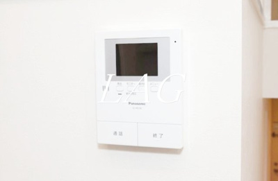 【セキュリティ】 | Oak | モニター付きインターフォンです。