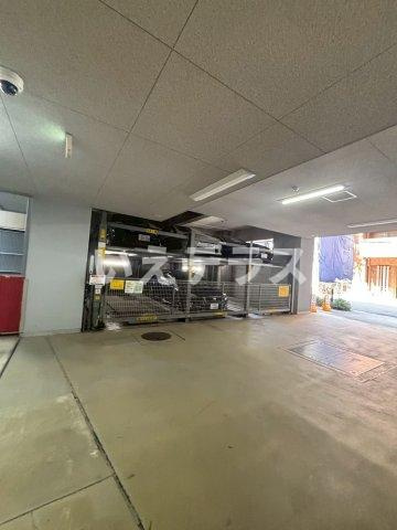 アーバネックス元町通の駐車場