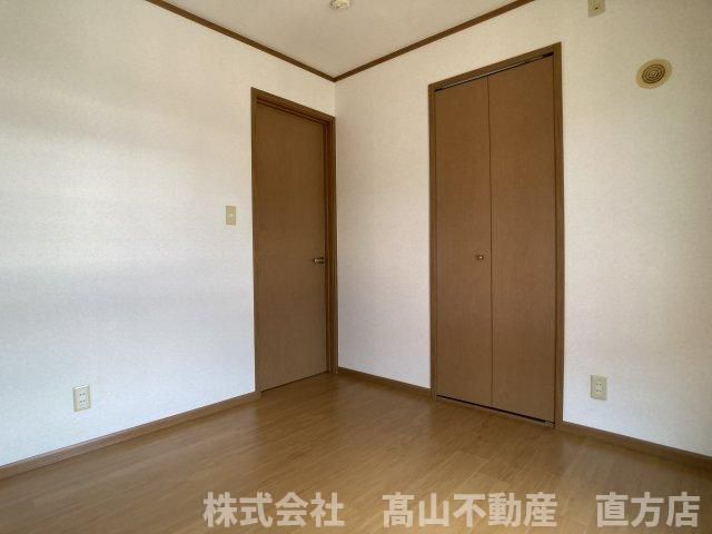シャルマンハイツＢの洋室