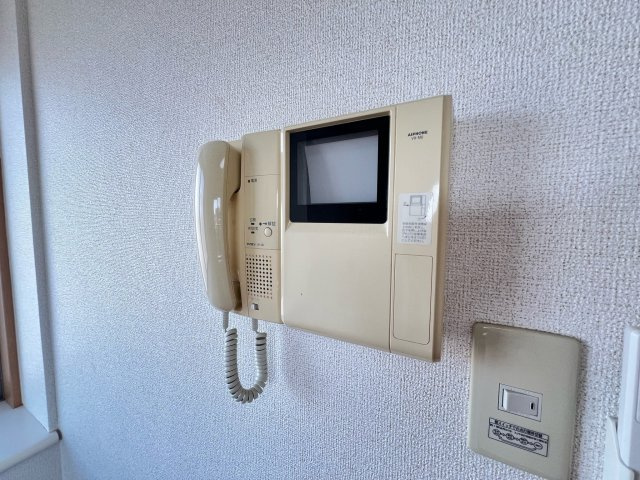 レフィナード・トーレのセキュリティ|同マンションの同じタイプの引用写真です（現況優先）