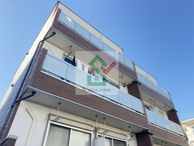 リブリハイラスの外観