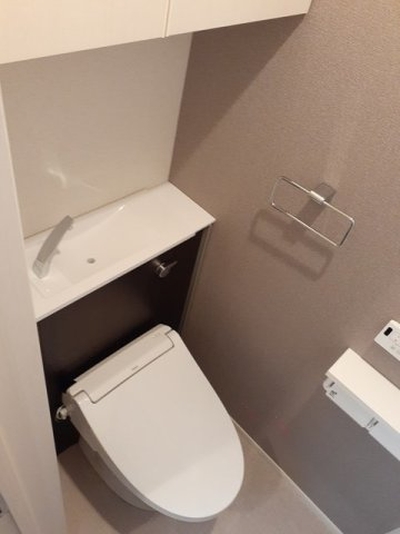 【トイレ】 | ラヴィエールⅡ | ゆったりとした空間のトイレです