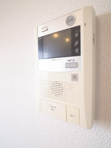 【セキュリティ】 | プレジール弁天 | ＴＶモニターフォンはエントランスへ直結。