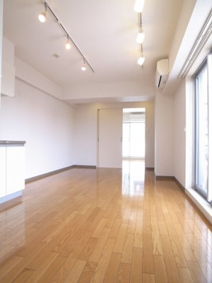 【居間・リビング】 | プレジール弁天 | デザインとは奇抜なことではなく、住むことを考えてある事