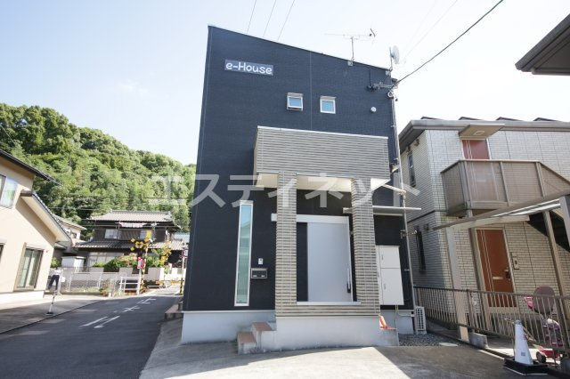 e-Houseの外観