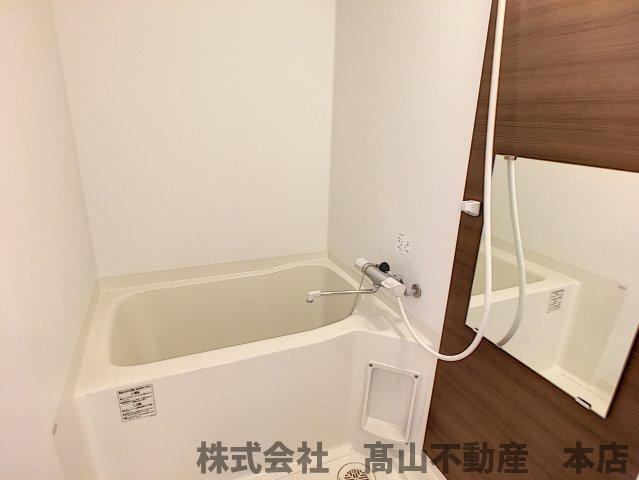 宗像市赤間駅前１丁目の賃貸マンションの浴室