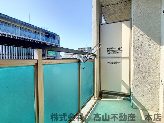 宗像市赤間駅前１丁目の賃貸マンションのバルコニー