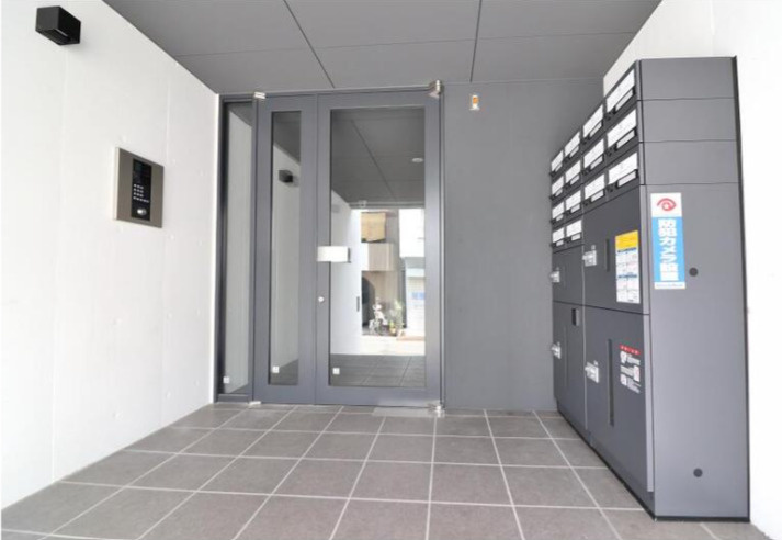 板橋区大山金井町の賃貸マンションのエントランス