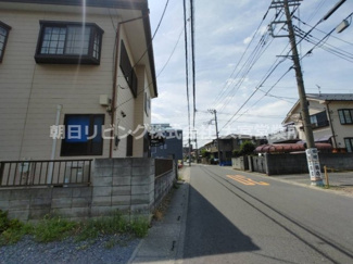 【前面道路含む現地写真】 | 北区日進町２丁目戸建