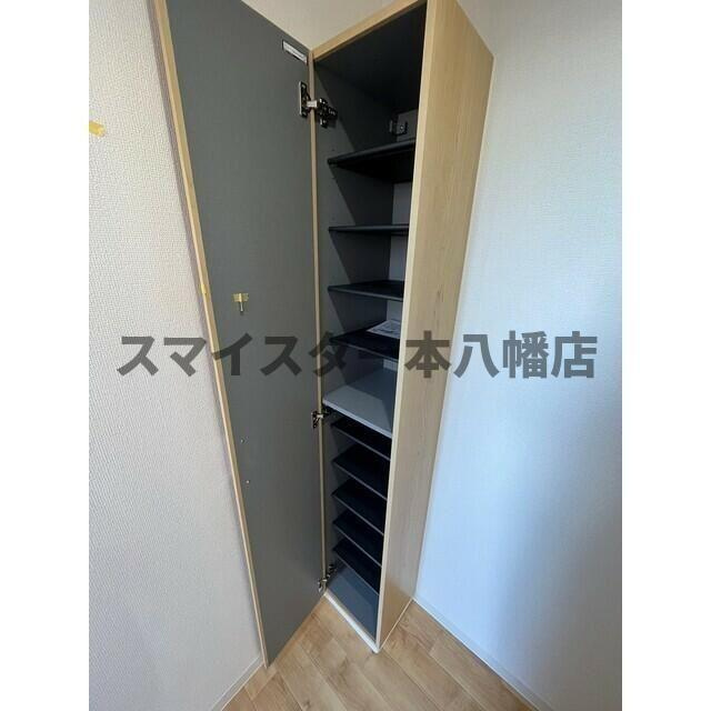 習志野市鷺沼１丁目のアパートの収納