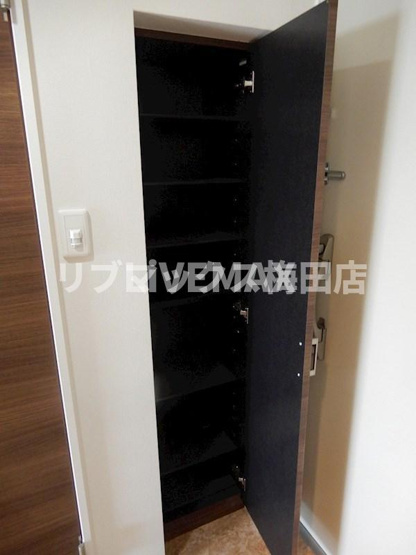 【収納】ラグゼ江戸堀