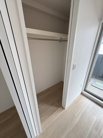 【収納】プレリスＮＥＯ大阪十三エルヴィオン