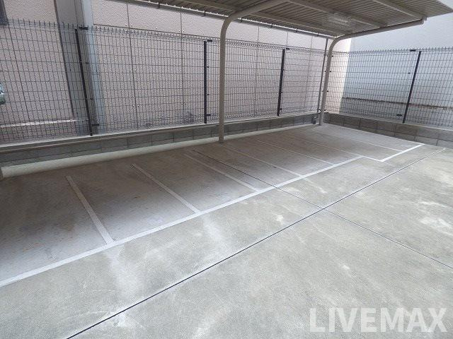 【駐車場】アドバンス上町台Ⅱクレイドル