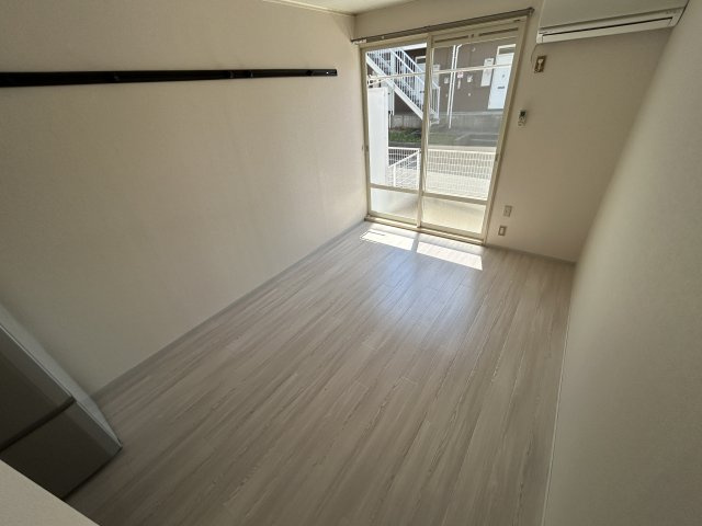 クイーンハイツ青山Aの洋室