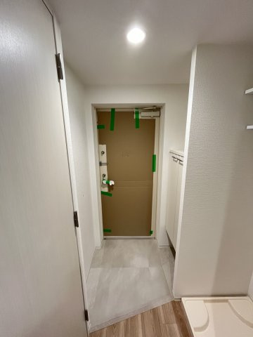 【玄関】セレニテ江坂ミラク 