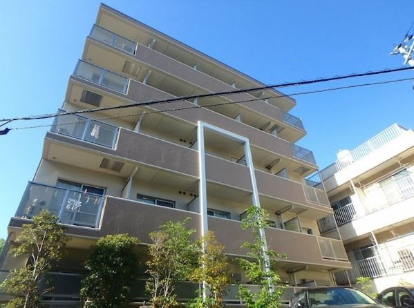 ファミーユ千里山西の画像