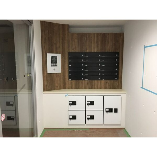 【エントランス】メニーズコート元町西 