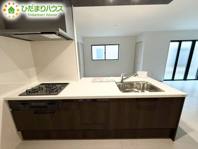 上尾市原市3期　新築戸建　02のキッチン