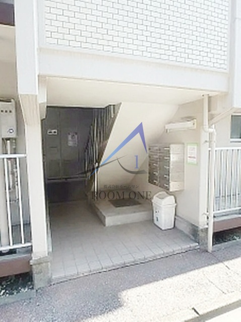 サンサシオンのエントランス|エントランスです。