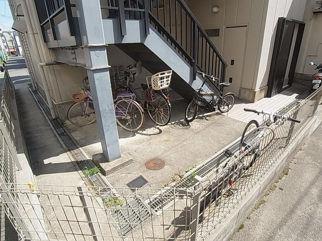 A.S.ONEのその他共用部分|敷地内に自転車置けます