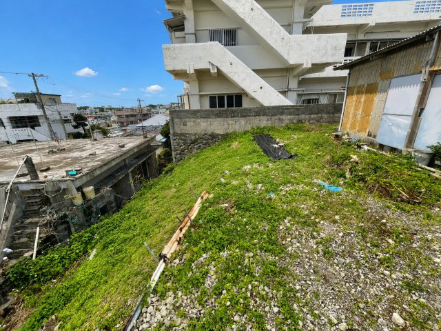 沖縄市照屋四丁目の周辺