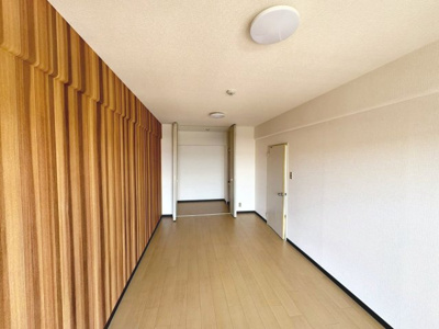 【寝室】 | 岸和田コーポラス１号棟 | ４ＬＤＫのゆとりのあるお住まい！お子様のお部屋や趣味のお部屋もご用意いただけます♪