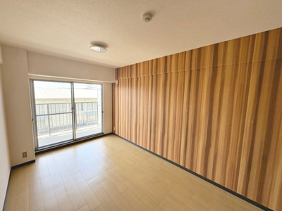 【子供部屋】 | 岸和田コーポラス１号棟 | 【本日内覧可能】現況空家ですので、お忙しい方でもお仕事帰り等にご内覧頂けます♪お急ぎの方に嬉しい、即入居可能ですよ！