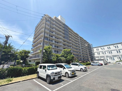 【駐車場】 | 岸和田コーポラス１号棟 | 【駐車場】敷地内駐車場ございますよ（月額8500円）！空き状況要確認！詳しくは担当までお問い合わせください！