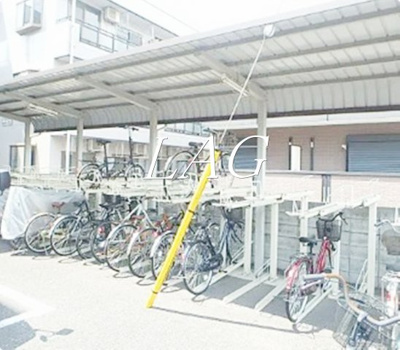【その他共用部分】 | サンパレス元住吉 | 駐輪場です。