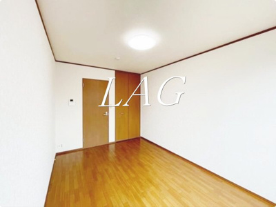 【居間・リビング】 | マイドリーム自由が丘 | 洋室のお部屋です。