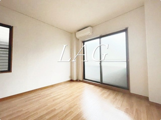 【居間・リビング】 | OKU HOUSE | 洋室のお部屋です。