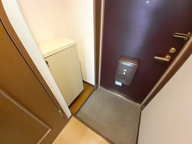 フォルティナドムスの玄関
