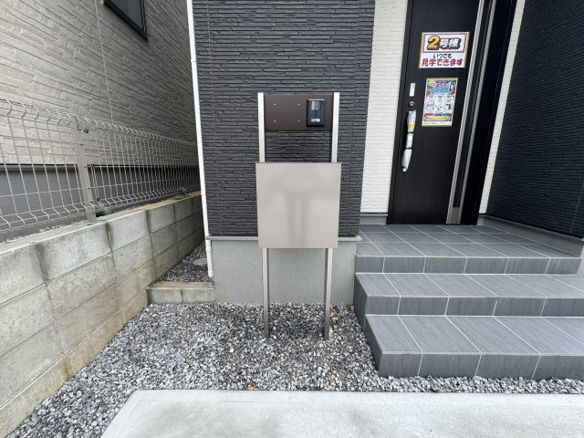 南城市玉城前川（全2棟）2号棟の設備|2号棟　便利なポスト♪