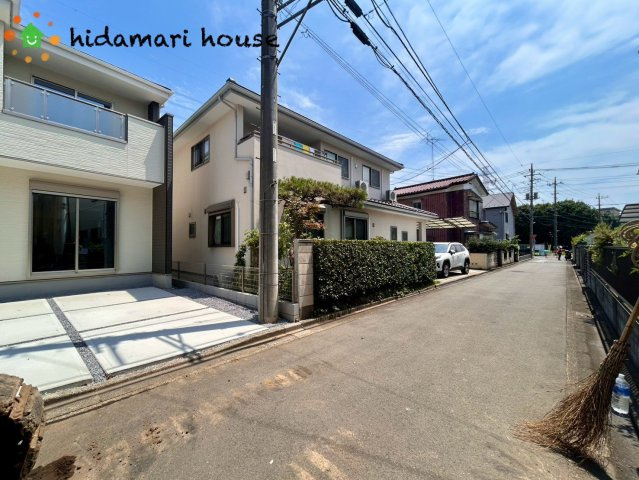 上尾市原市3期　新築戸建　01の前面道路含む現地写真