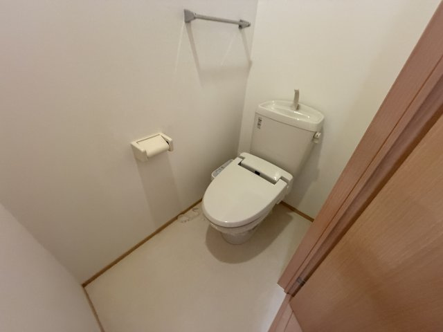 サンシャリテ向丘A棟のトイレ