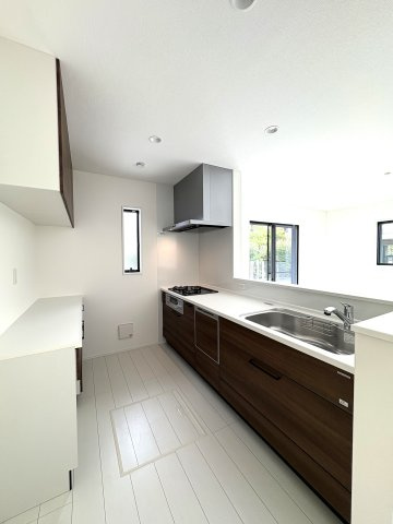 Our Place in Tsujido. 辻堂で、家族の時間を育てる。のキッチン